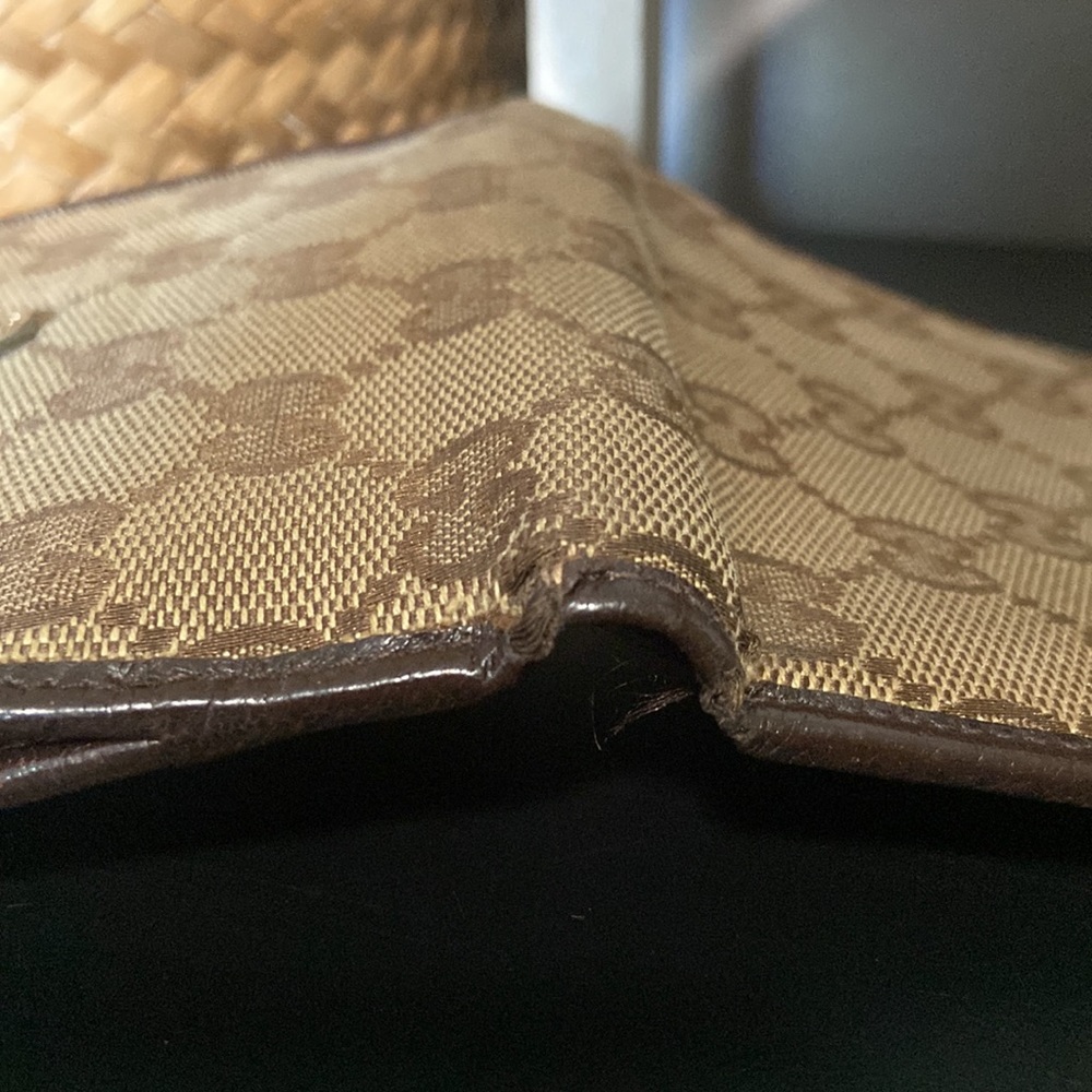 Gucci Canvas Wallet & Storage Box - Picture 12 of 16